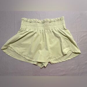 Women’s Vanilla Star High Waist Shorts - Size Large